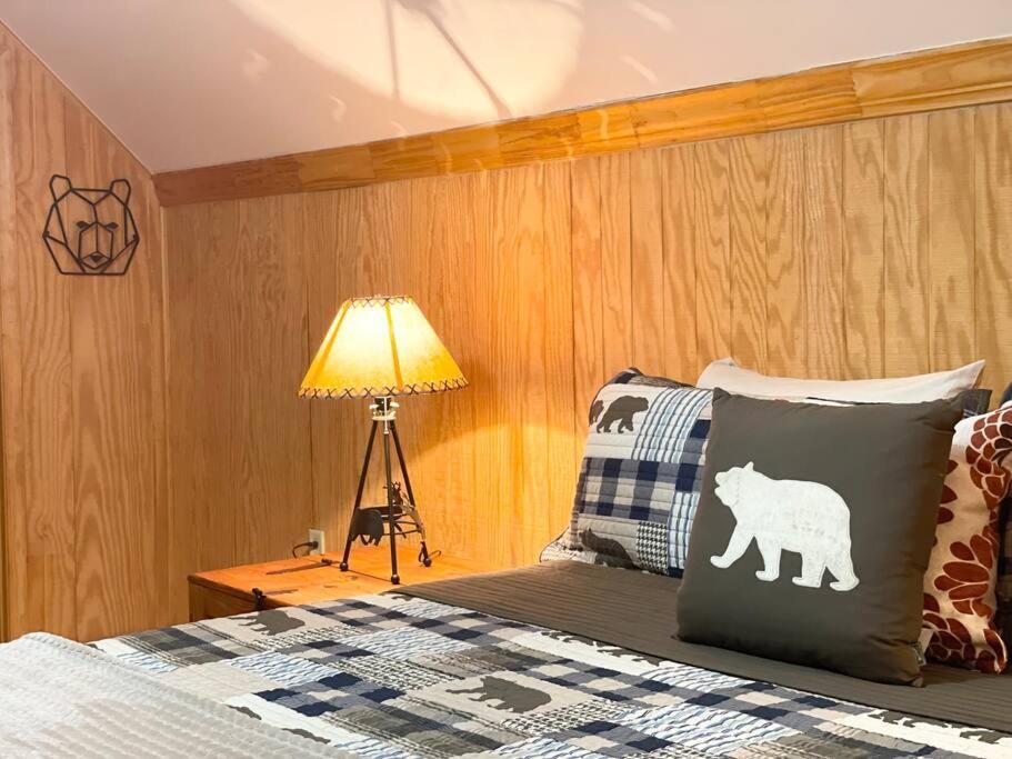 One Of A Kind Rustic Log Cabin Near Bryce Resort - Large Game Room - Fire Pit - Large Deck - Bbq Basye Eksteriør bilde