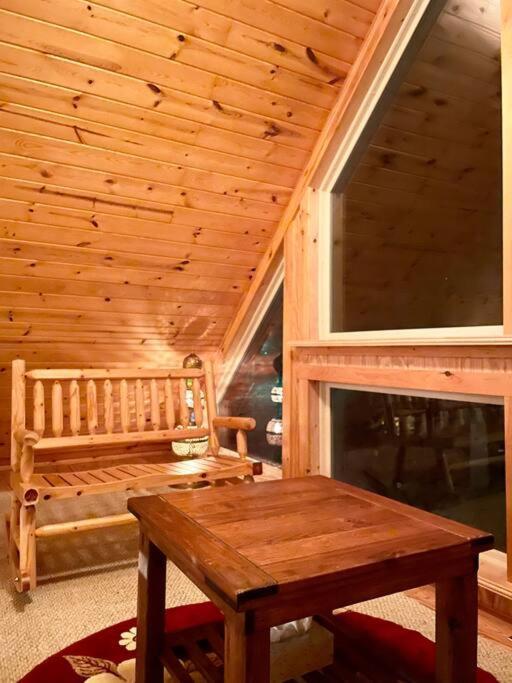 One Of A Kind Rustic Log Cabin Near Bryce Resort - Large Game Room - Fire Pit - Large Deck - Bbq Basye Eksteriør bilde