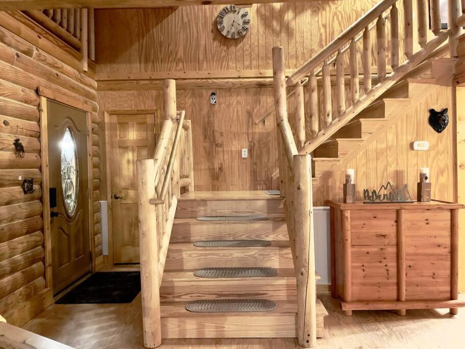 One Of A Kind Rustic Log Cabin Near Bryce Resort - Large Game Room - Fire Pit - Large Deck - Bbq Basye Eksteriør bilde
