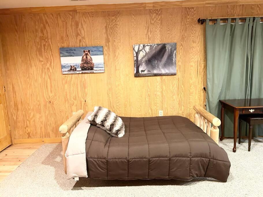 One Of A Kind Rustic Log Cabin Near Bryce Resort - Large Game Room - Fire Pit - Large Deck - Bbq Basye Eksteriør bilde